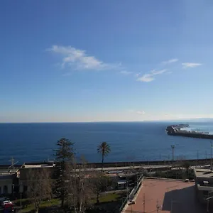 Attico Scogliera D'armisi , Catania Italia